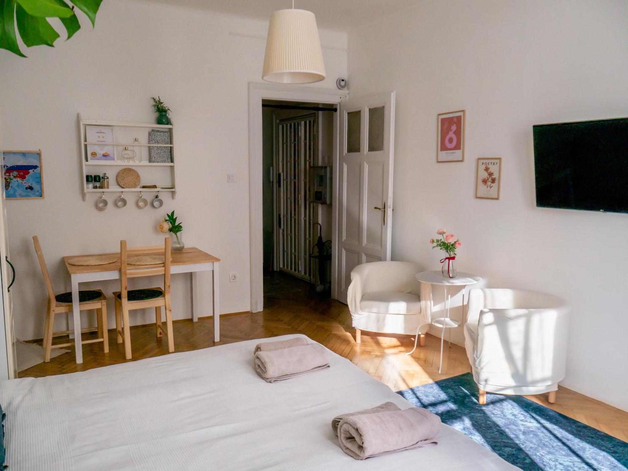 Quiet Apartment Near Buda Castle ブダペスト エクステリア 写真